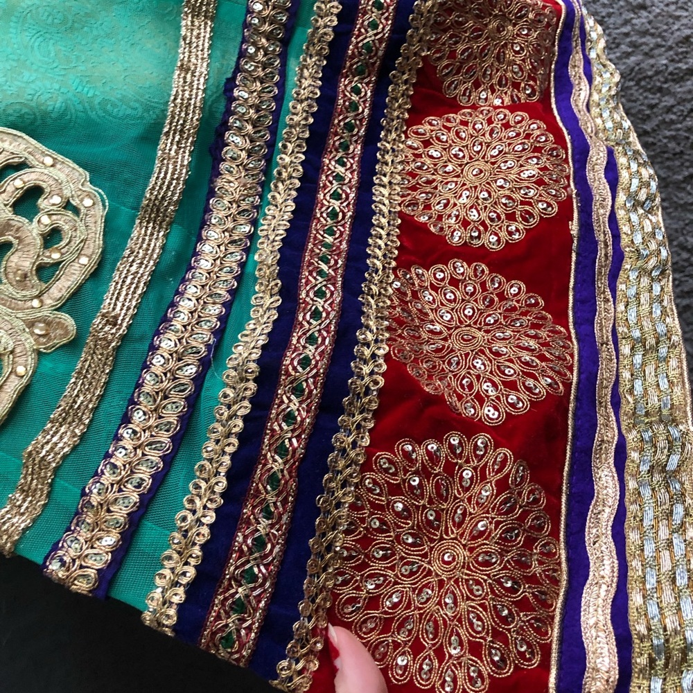 Formal Indian outfit, Lehenga - Picture 6 of 6